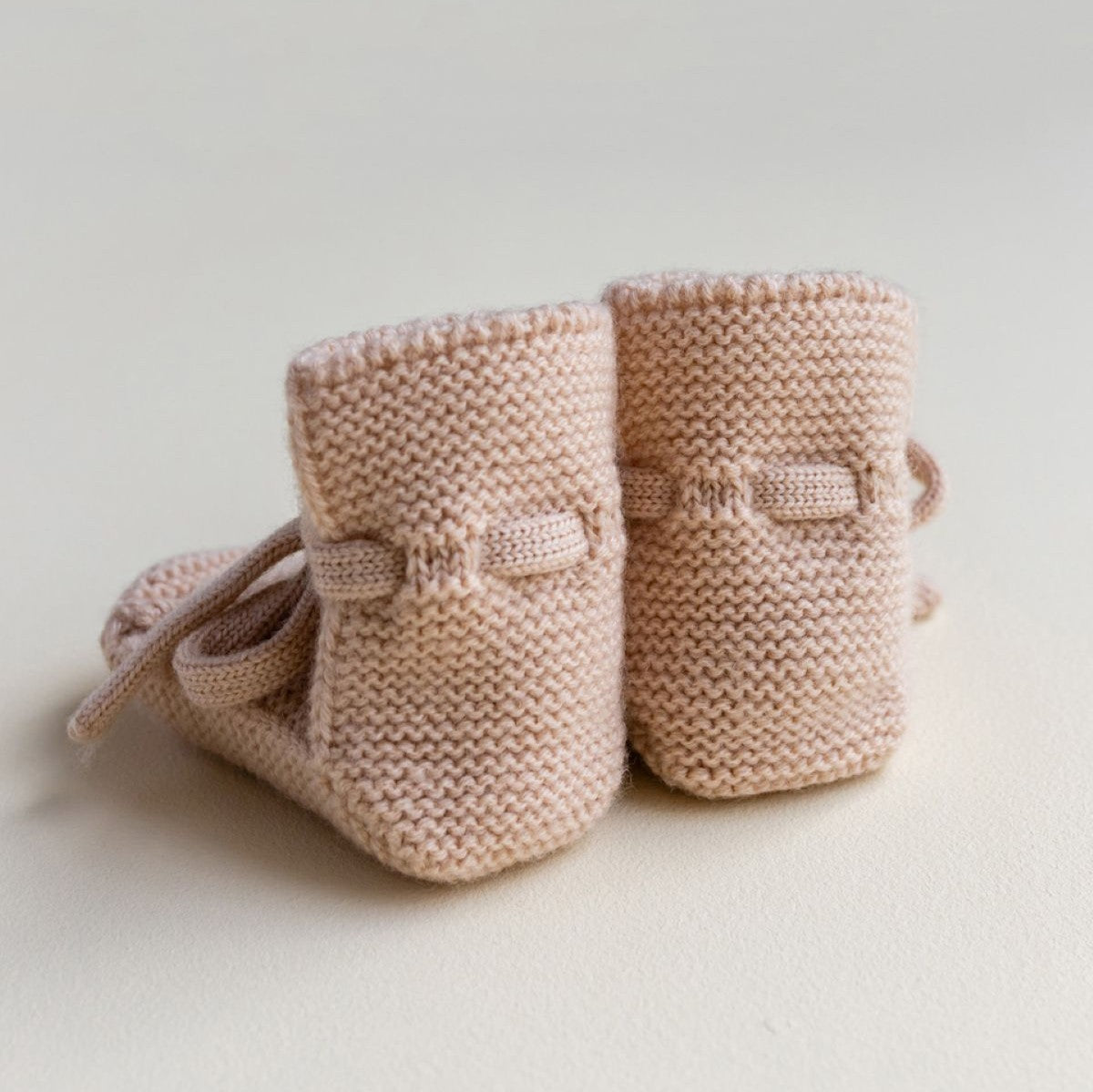 Booties apricot achterzijde