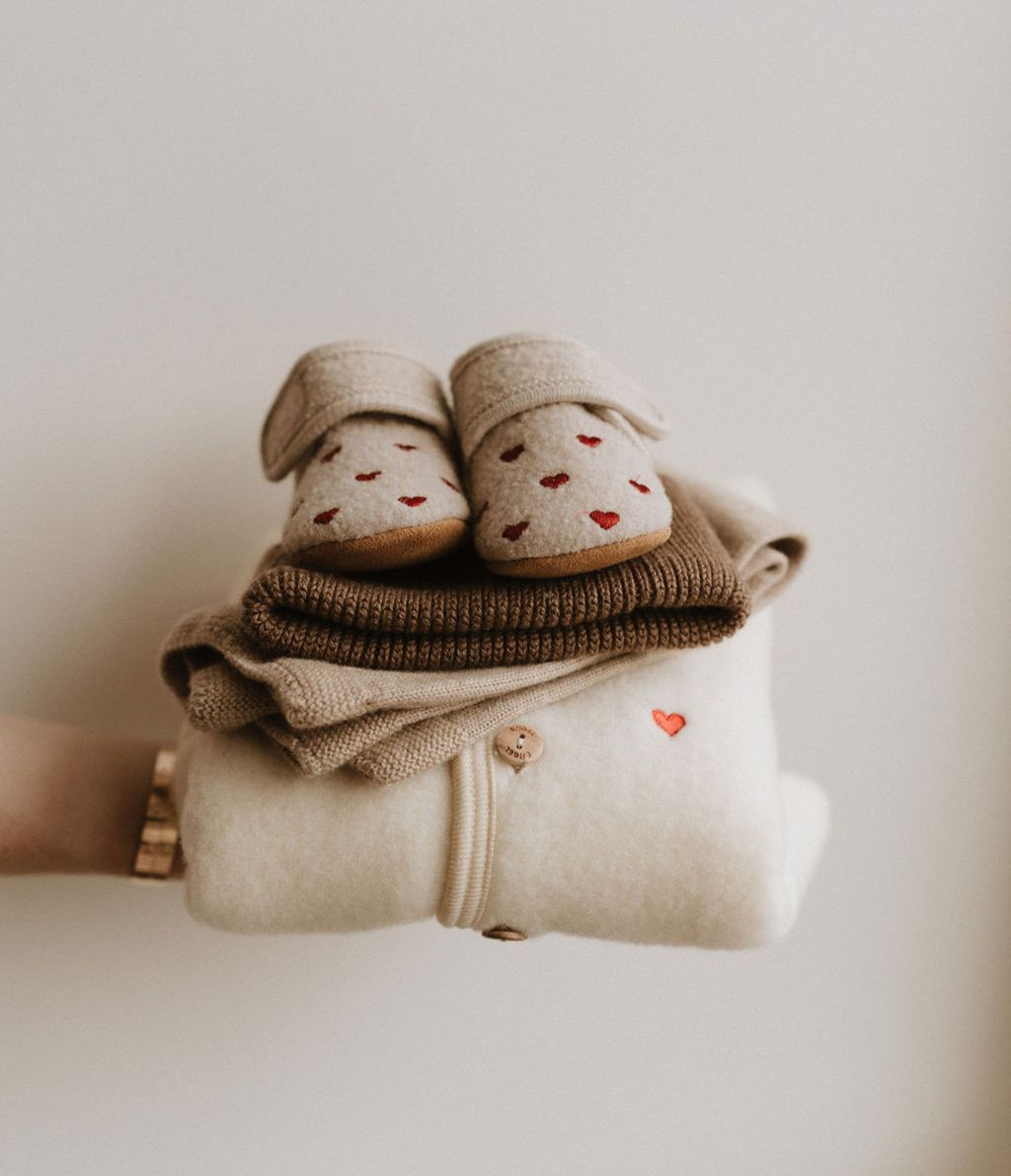 Jasje wolfleece hartjes naturel limited edition setje