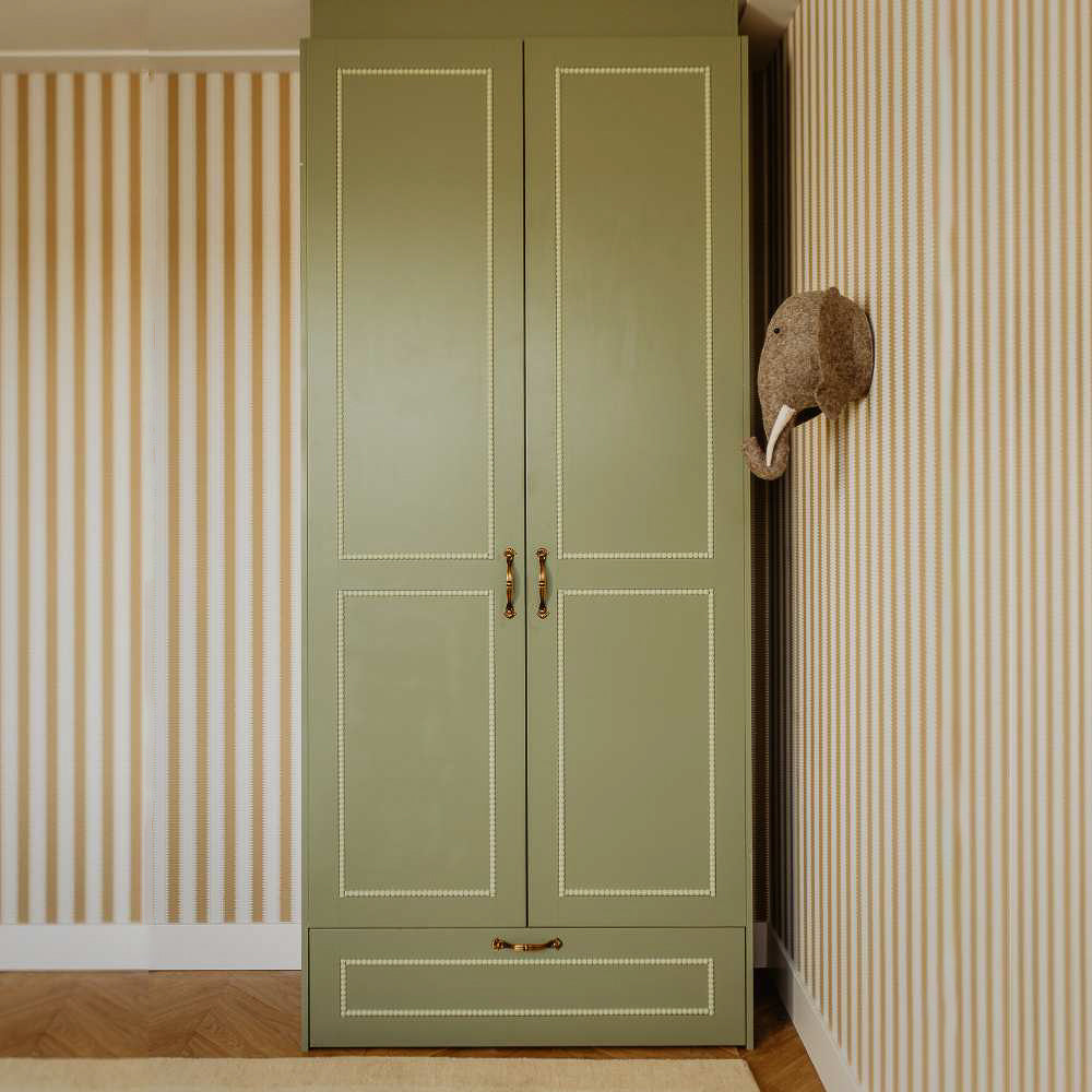 PRE-ORDER Kledingkast vintage groen