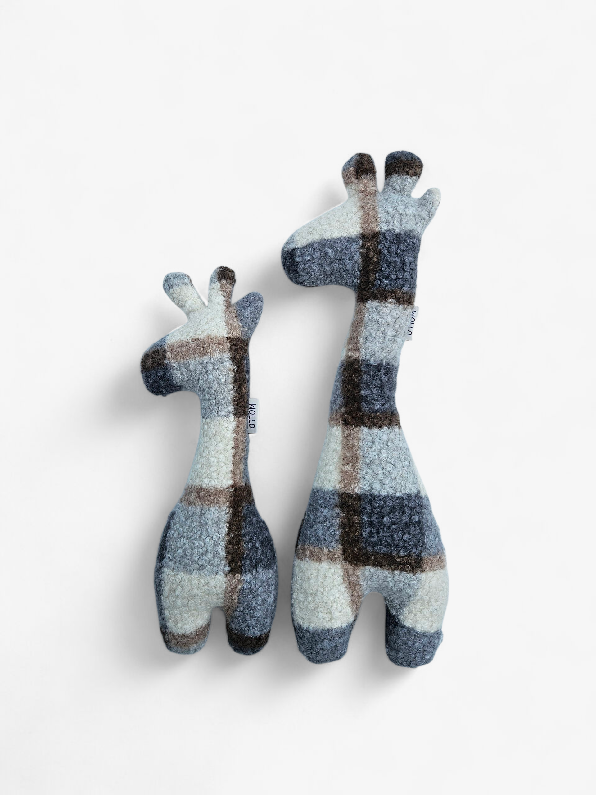 Handgemaakte wollen knuffel girafe