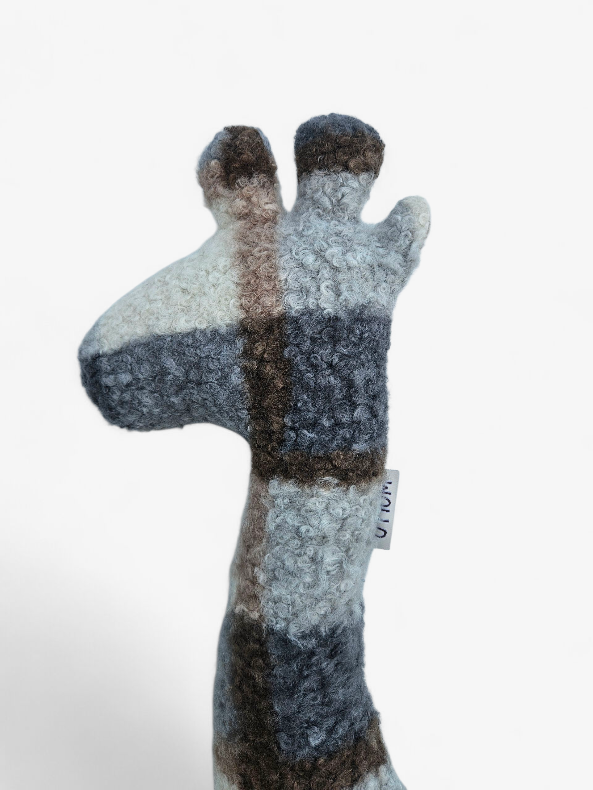 Handgemaakte wollen knuffel girafe