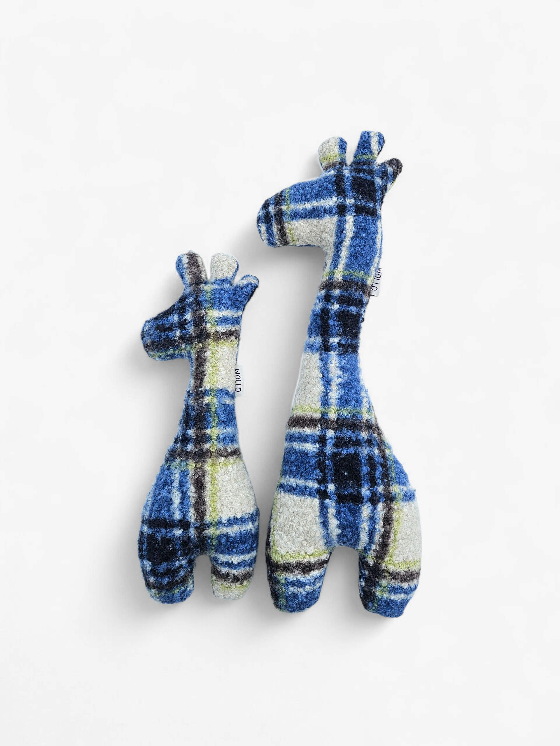 Handgemaakte wollen knuffel giraffe