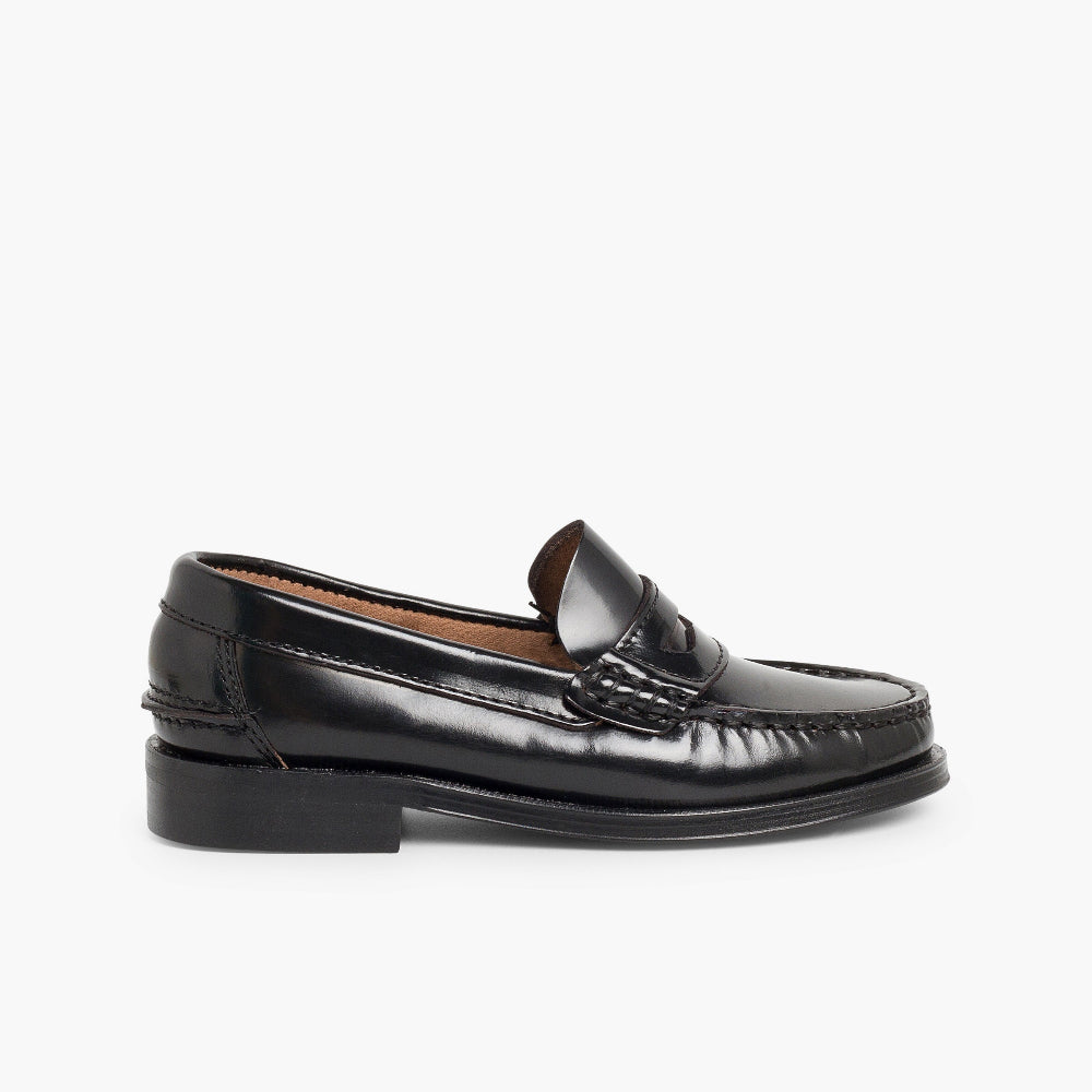 Moccassins black