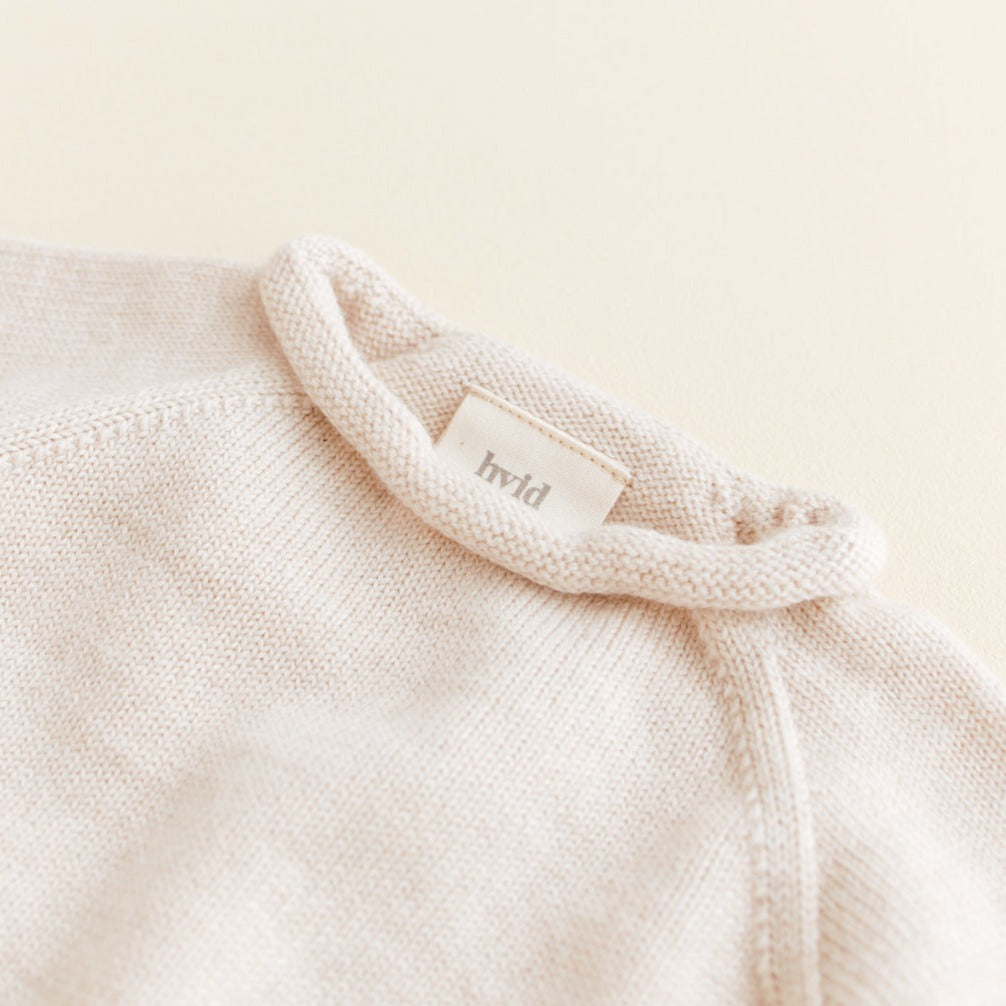 Sweater Cream Hvid close up.