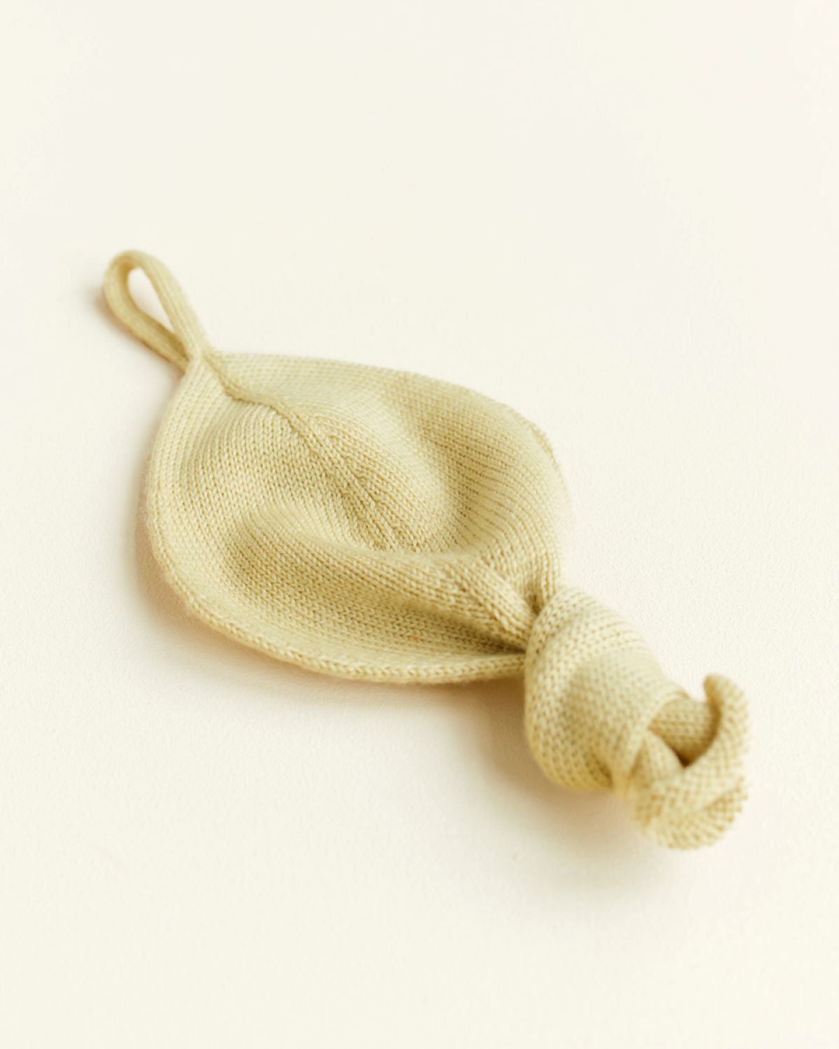 Speendoekje light yellow zijkant hvid