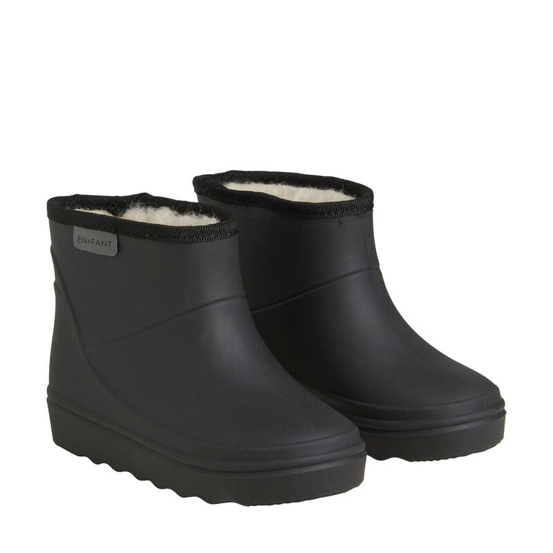Zwarte lage thermoboots voor kinderen met gevoerde binnenkant van wol (regenlaars) van het merk Enfant voorzijde.
