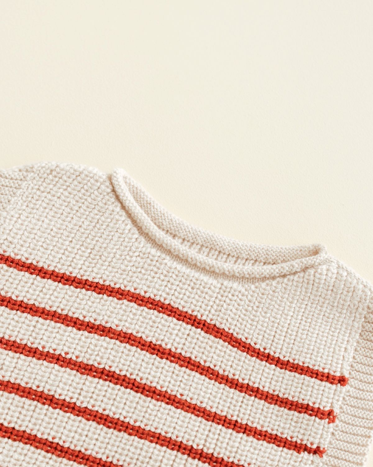 Vest harvey baby cream red