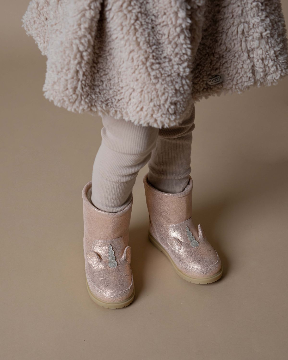 Xelly boots unicorn powder
