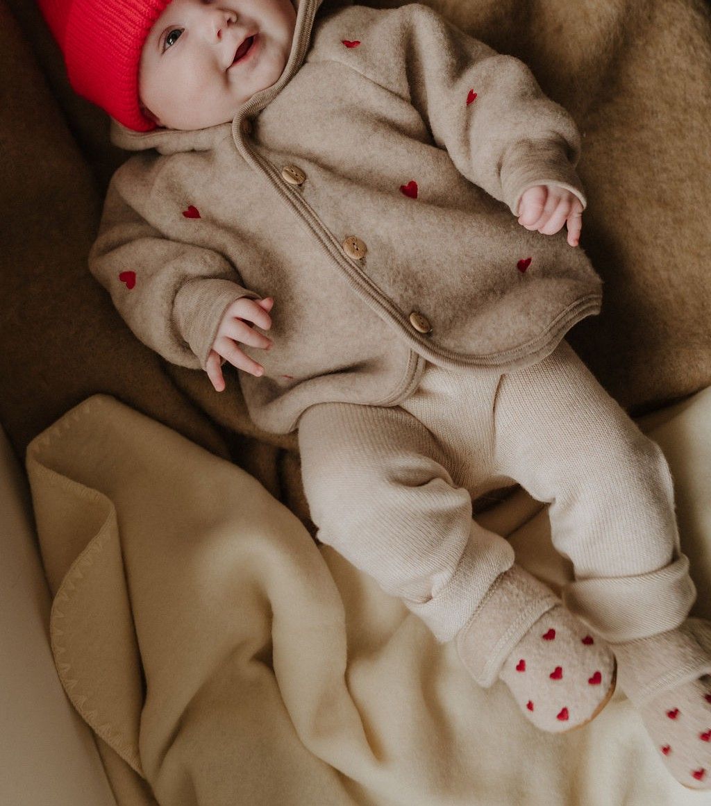 Babyslofjes hartjes limited edition beige - Charly's