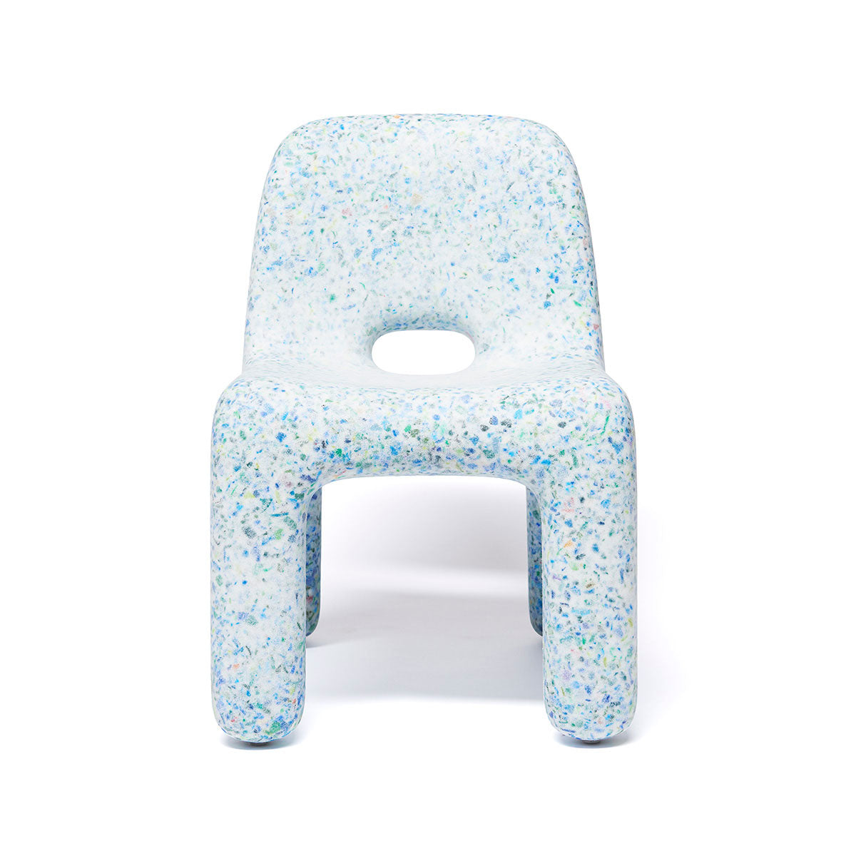 voorzijde van de Charlie chair ocean