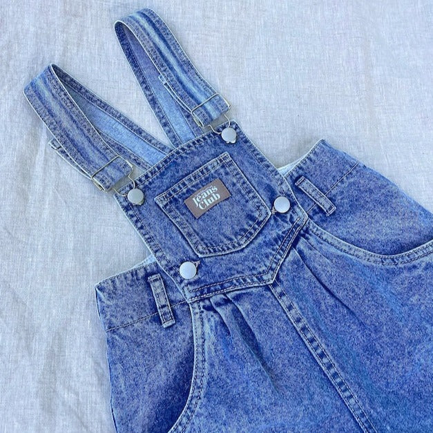 Spijkerpakje voor kinderen zonder mouwen in denim van Twin Collective.