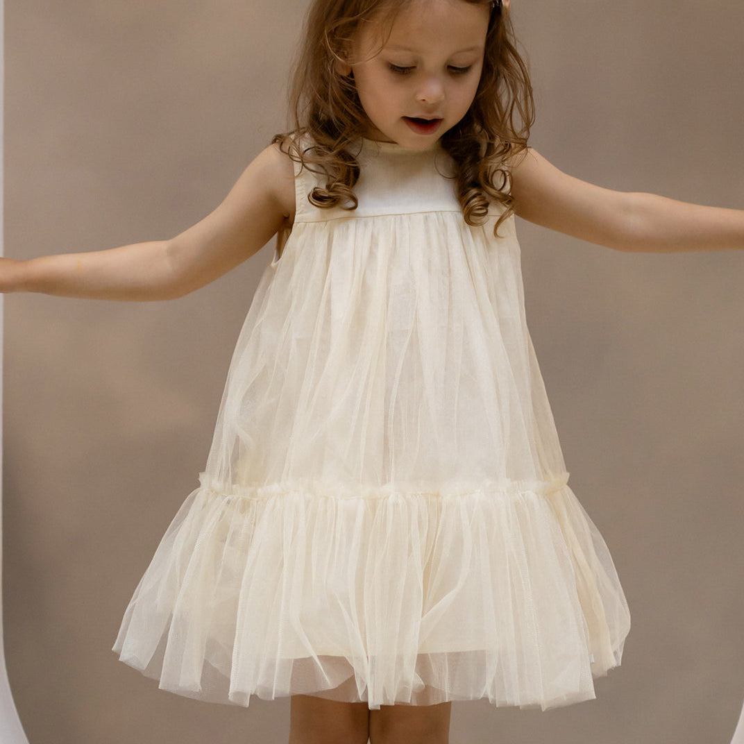 Negina dress warm white