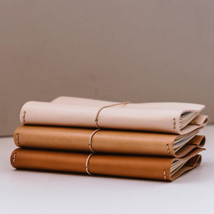 Motherhood journal | Pale Pink