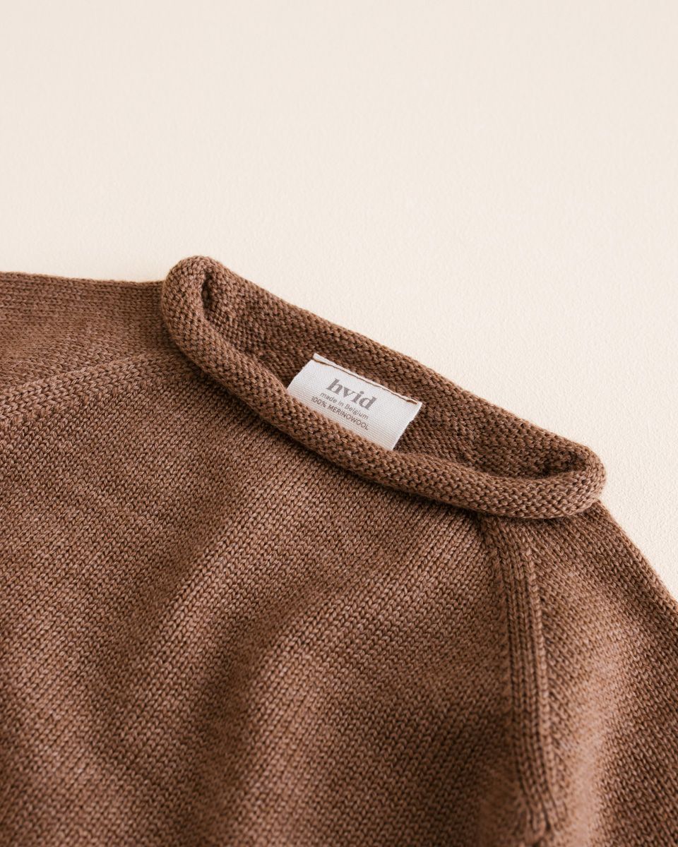 label trui  Sweater mocha hvid