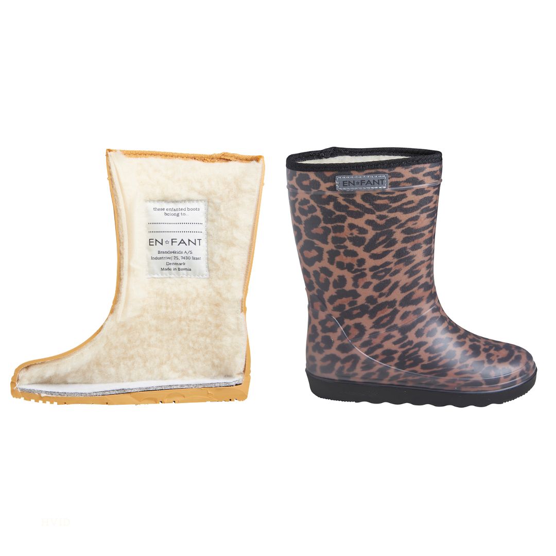 De thermoboots zijn gevoerd met wol aan de binnenzijde. De regenlaarzen zijn van ENFANT en Leopard print van kleur binnenzijde.