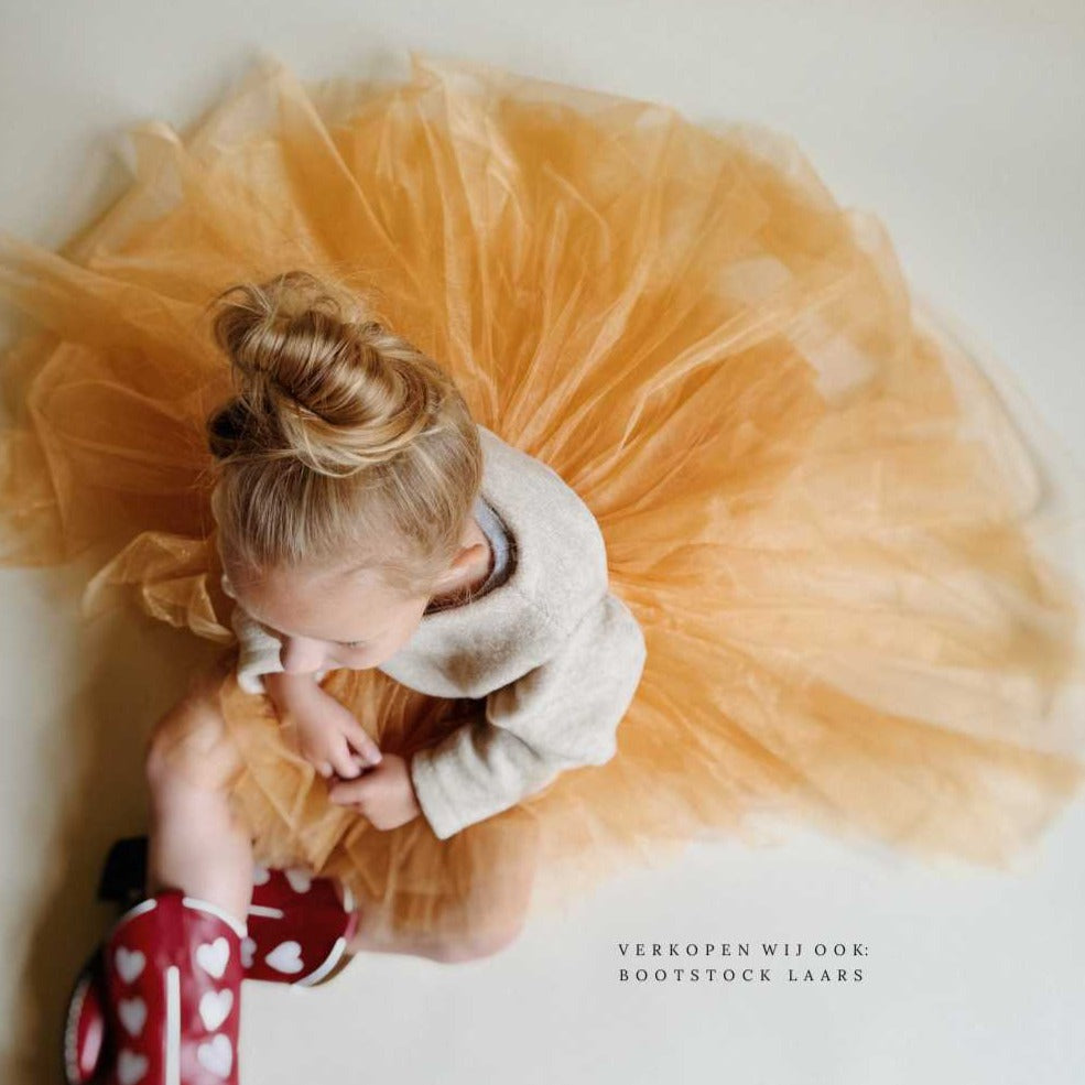 Tutu Golden ratatam lifestyle 2.