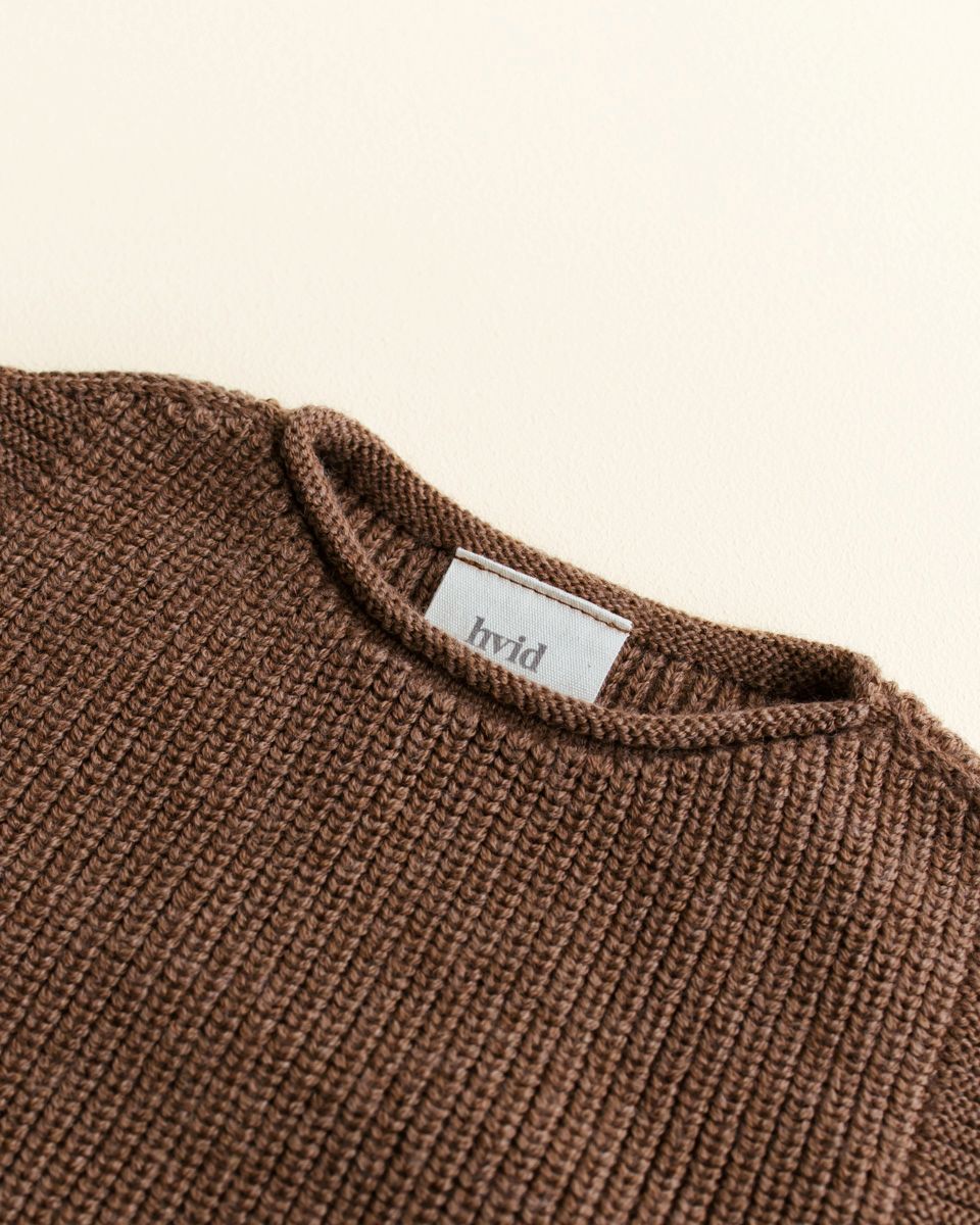 Vest harvey baby mocha close up hvid