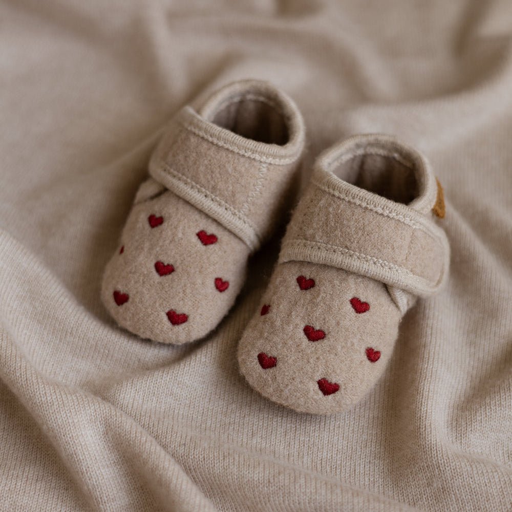 Babyslofjes hartjes limited edition beige - Charly's