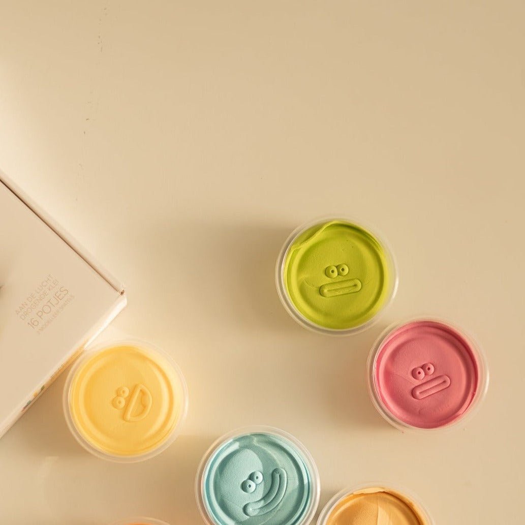 Boetseerklei animals 15 cans - Charly's