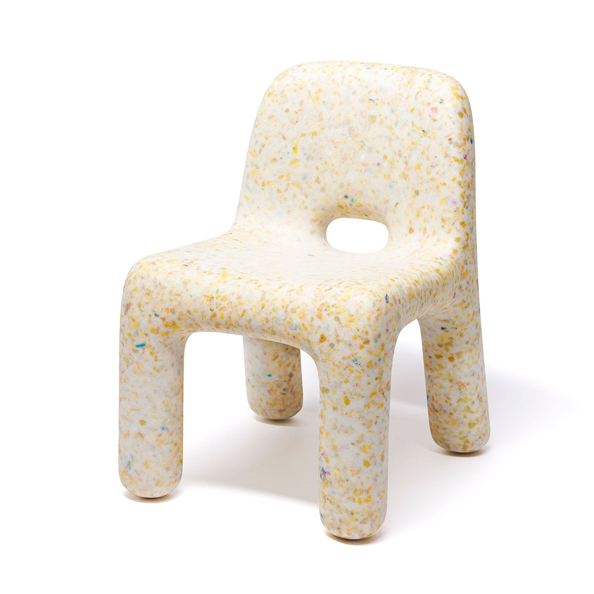 zijkant Charlie chair vanilla