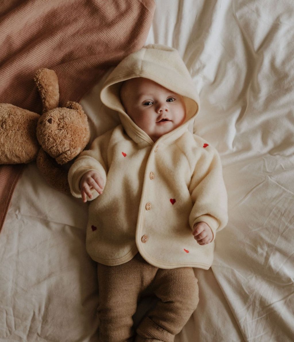 Jasje wolfleece hartjes naturel limited edition - Charly's