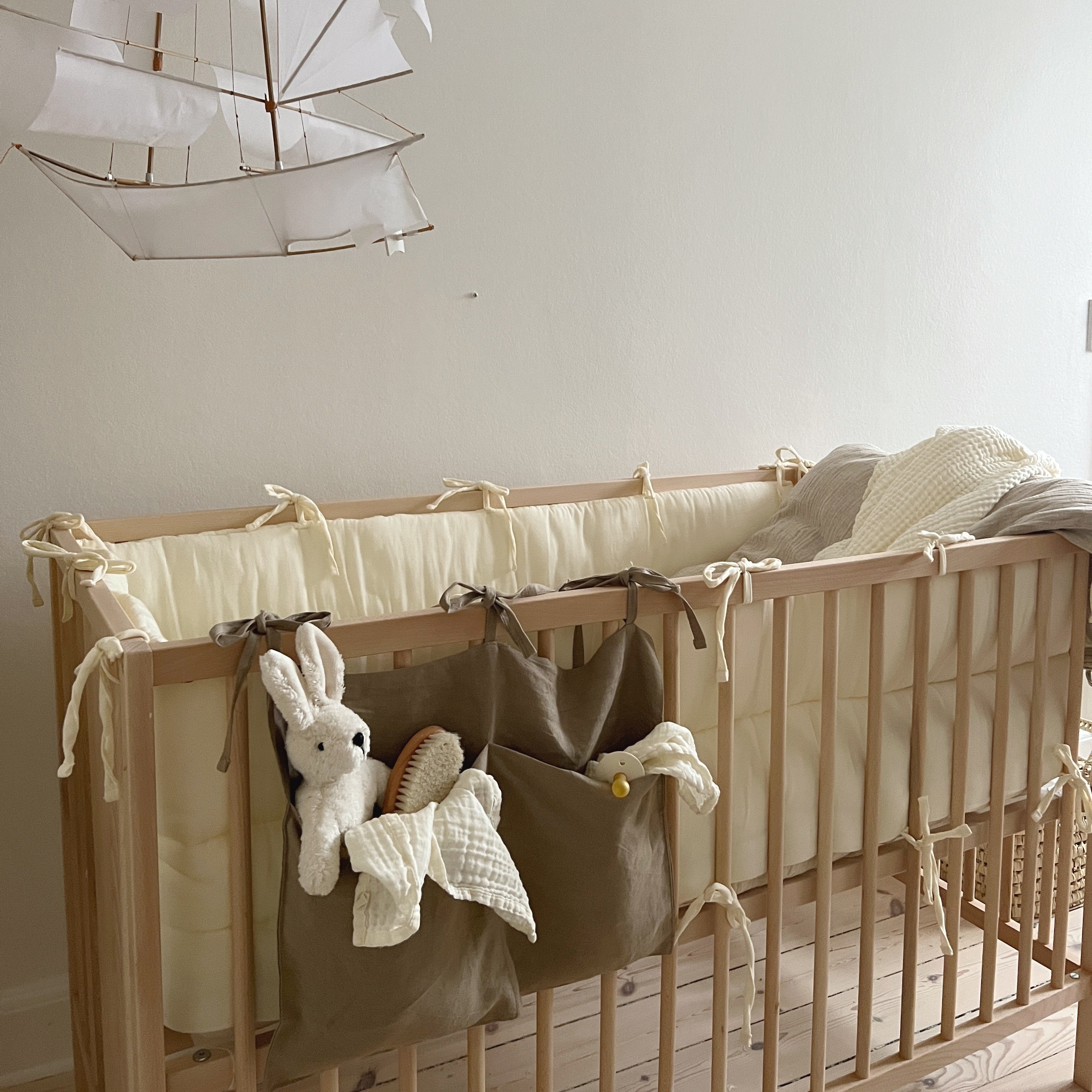 Linnen bedpocket beige - Charly's