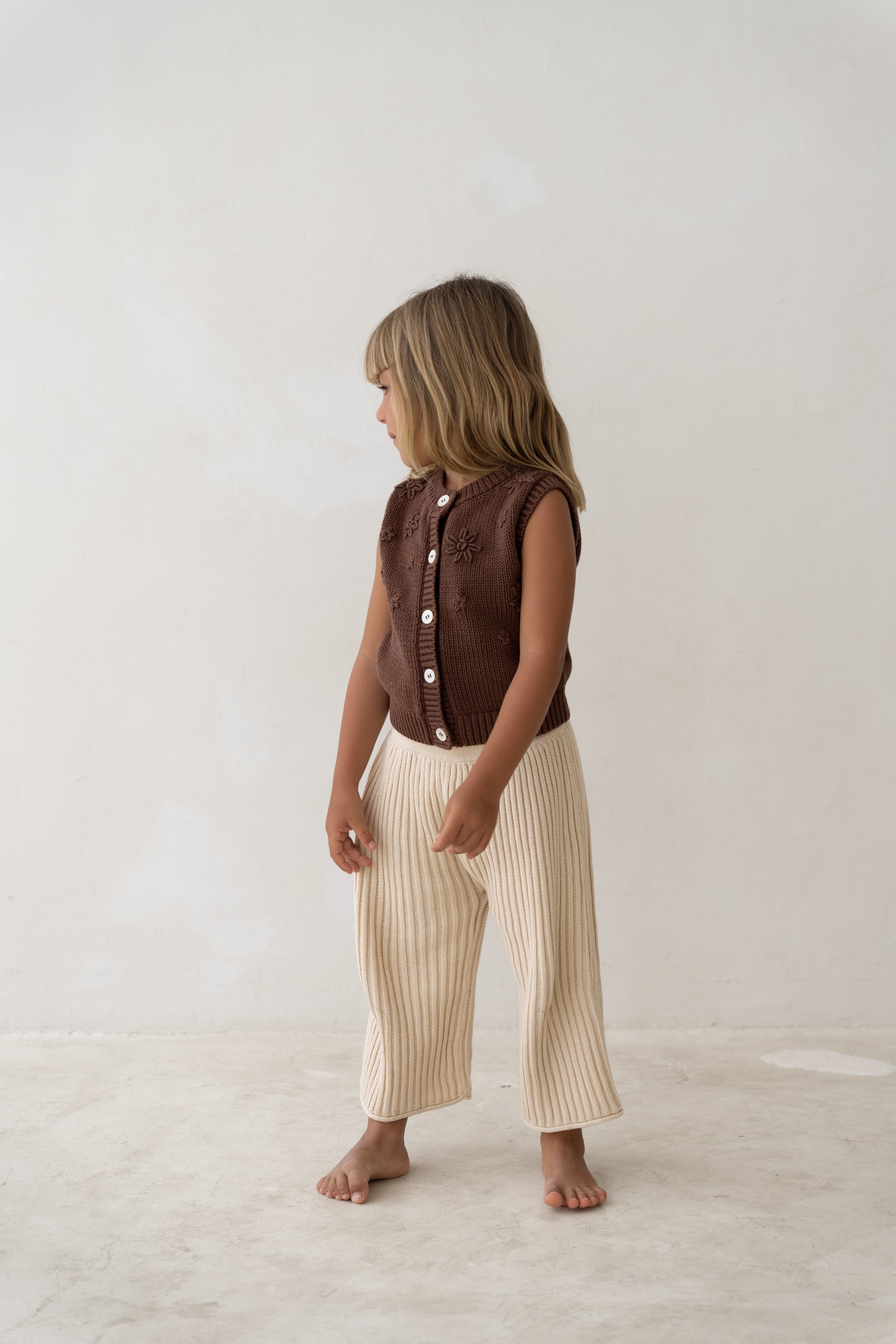 Floral vest cocoa