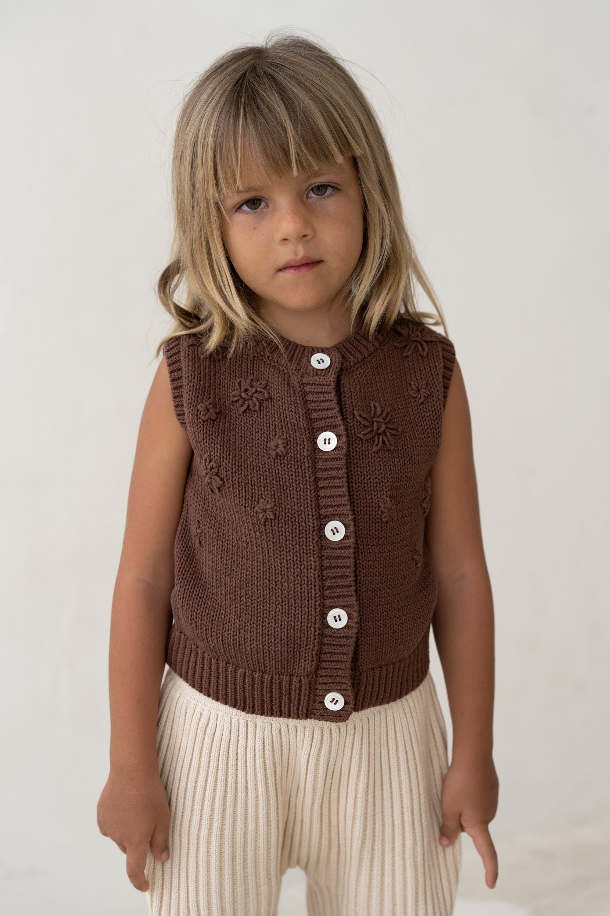 Floral vest cocoa