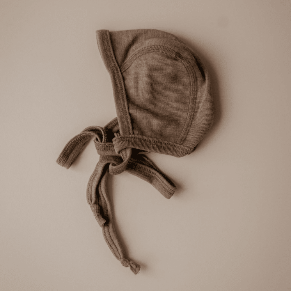 Strikmutsje walnoot - Charly's