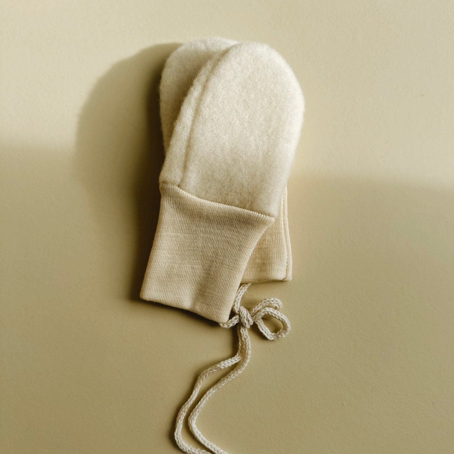 Wolfleece wantjes naturel - Charly's