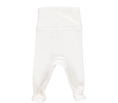 Geschenkbox met daarin een newborn setje bestaande uit een body en broek met voetjes van Mar Mar Copenhagen.