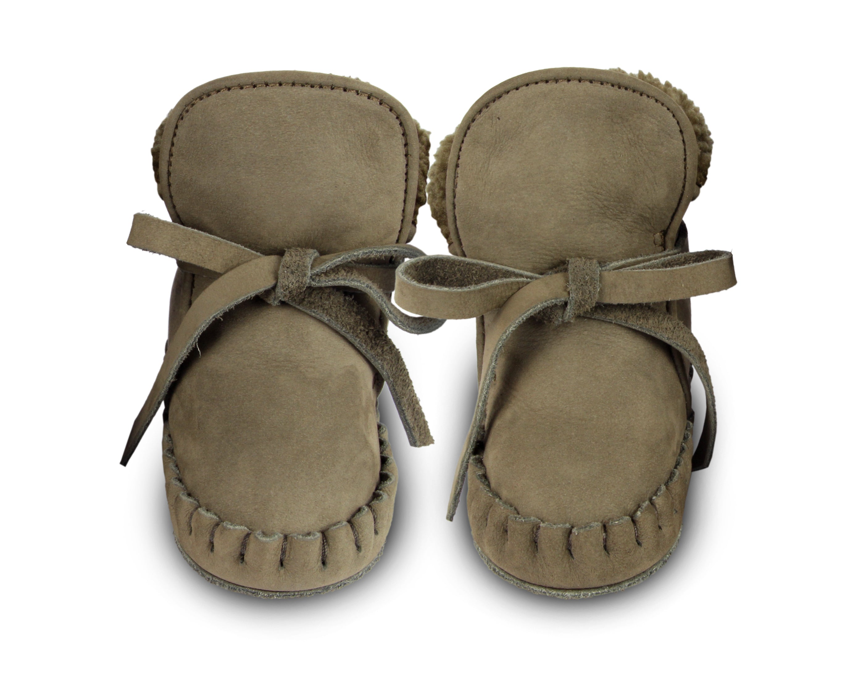 Suede wol gevoerde slofjes voor baby's in de kleur groen grijs van Donsje.