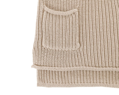 Wollen trui voor kinderen (jongens / meisjes) met twee zakjes in de kleur beige van Donsje.