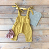 Mingo T-shirt Dot flatlay met Daily Brat overall