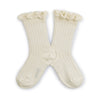 Naturel sokken voor kinderen met een sierlijk randje van het merk collegien