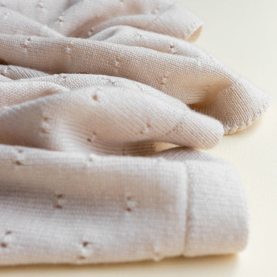 Gebreide deken voor baby's / kids in Off White van HVID.